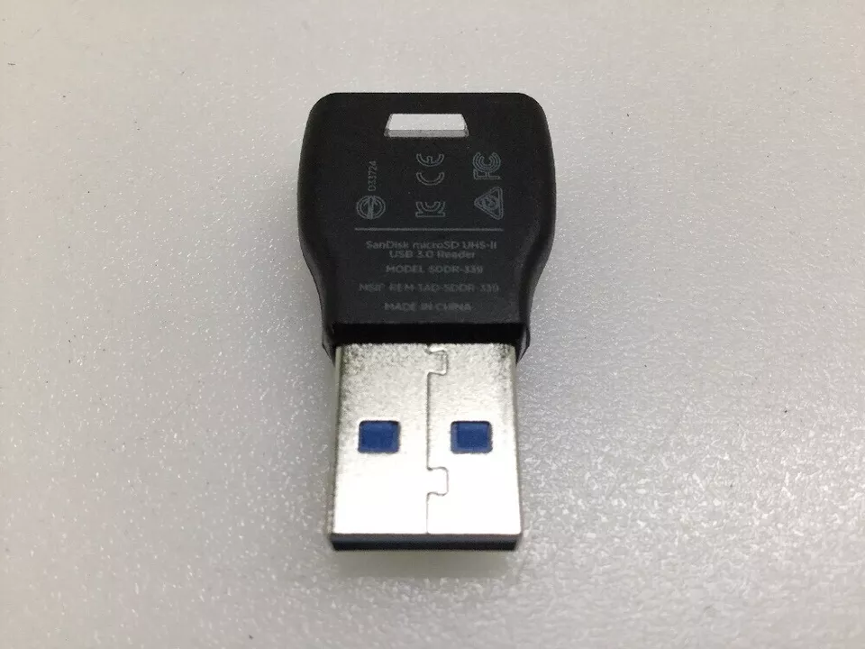 SanDisk microSD UHS-II USB 3.0 Reader SDDR-339 Memory-Card Reader - Image 2 of 2