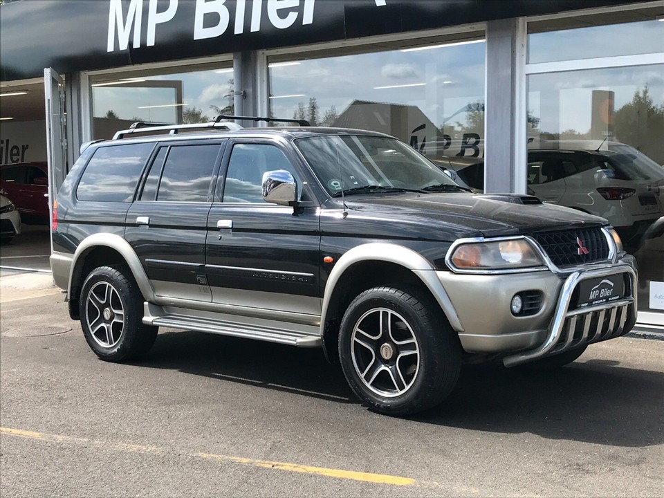 Mitsubishi pajero sport 2001