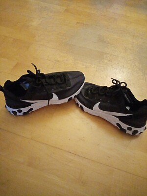 nike react element 55 schwarz neu und ungetragen 