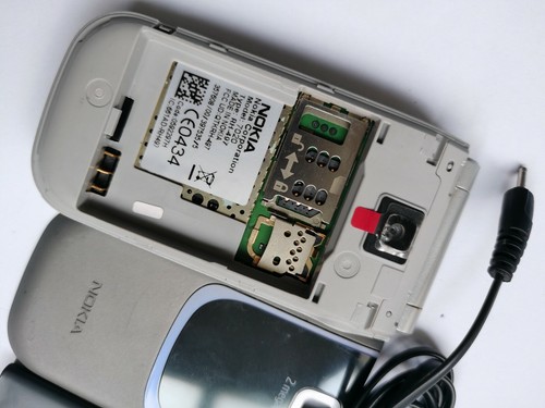 Nokia 7020 - Picture 3 of 11