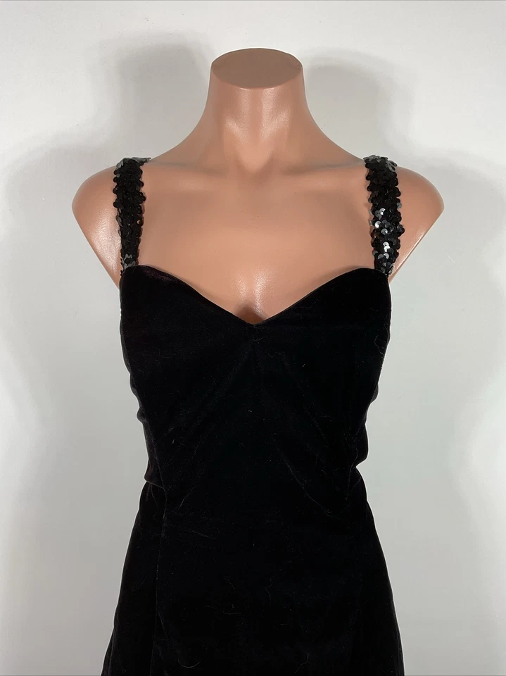 Vestido De Colección Y2K Años 90 Terciopelo con Tirantes Gótico Glamour Negro Lentejuelas 'Steppin Out' Foto 3 de 4