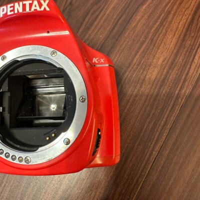 PENTAX Pentax K K-x 12.4MP Digital SLR Camera - Red (Kit w/ AL 18