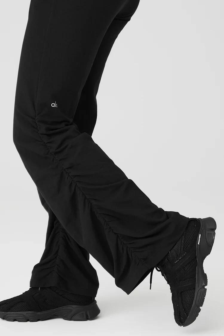 正規品 alo yoga SuitUpTrouserブラック S(US4-6) Alo Yoga Black Soft Sculpt Ruched Sides Pant | eBay