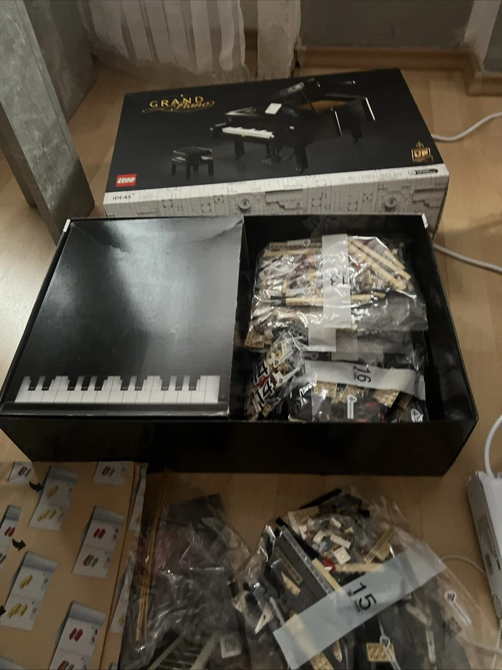 LEGO Ideas 21323 Grand Piano, Foto 4 von 5