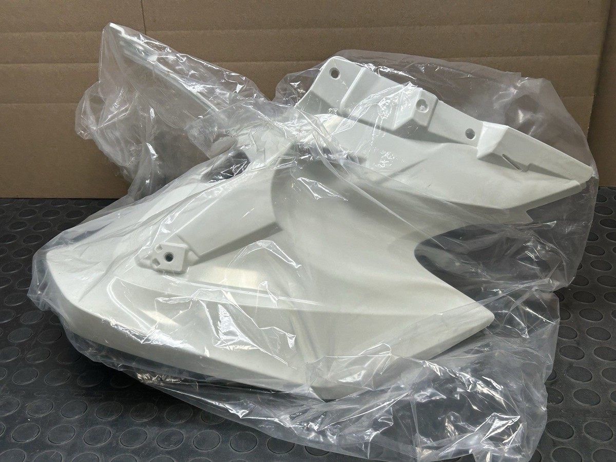 09-14 HONDA 400X OEM FRONT FENDER WHITE RIGHT PLASTIC TRX400X TRX