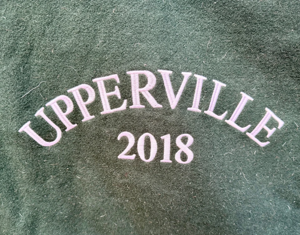 80" Equine Outfitters 2018 Upperville Champion Wool Show Cooler / Lençol Vestido - Imagem 2 de 4