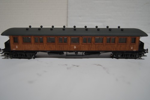 Marklin 82870 vagón de pasajeros SJ laterales de madera con luz de tercera clase | Condition: Usado