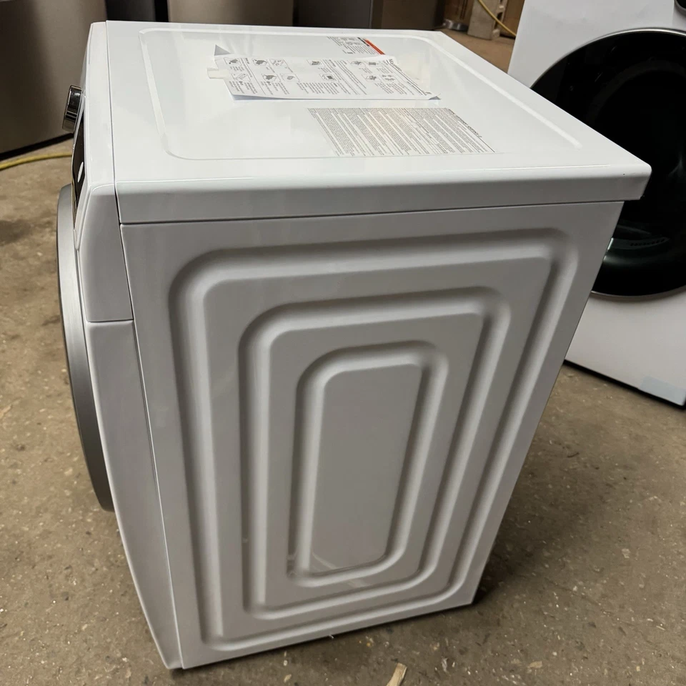 Samsung DV25B6900HW Ventless Heat Pump Electric Dryer - Image 4 of 4