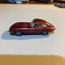 Vintage Matchbox No. 32B Jaguar E-Type Coupe toy car, Lesney Products in England