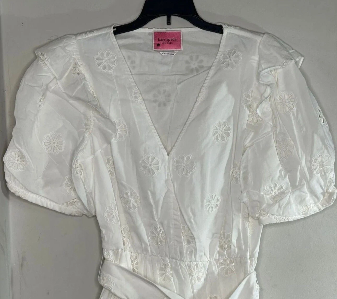 Abito donna nuovo con etichette Kate Spade New York bianco fresco 8 quadrifoglio increspato occhiello cintura