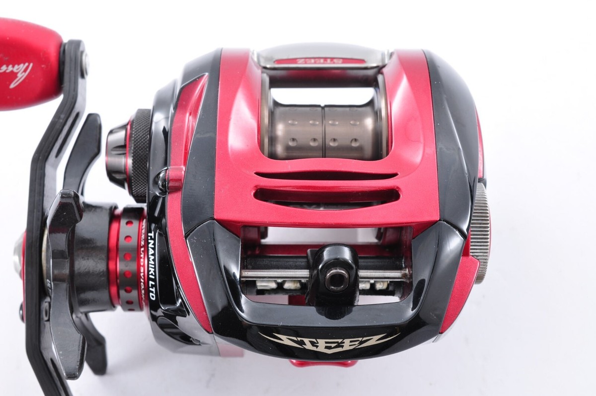 Daiwa STEEZ LIMITED SV 103H-TN Right Baitcasting Reel w/Box