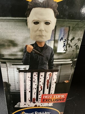 BLOODY Fence John Carpenter s Halloween Michael Myers Royal Bobbles Bobblehead