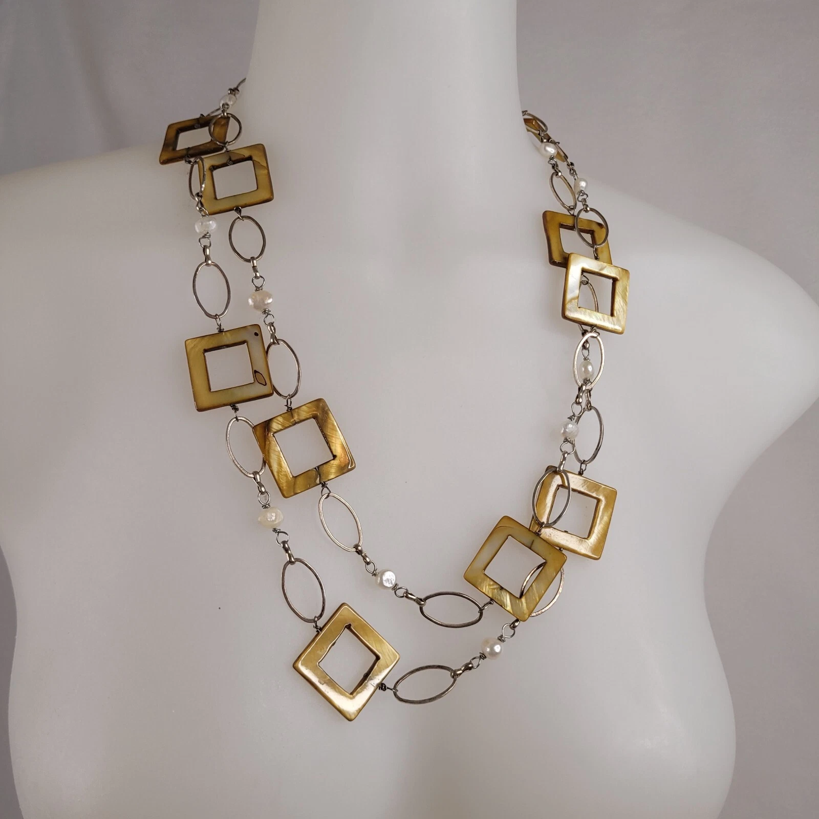 VETEMENTS Silver Tone Link Fashion Jewelry Necklace Acrylic Squares Faux Pearl Beads Art