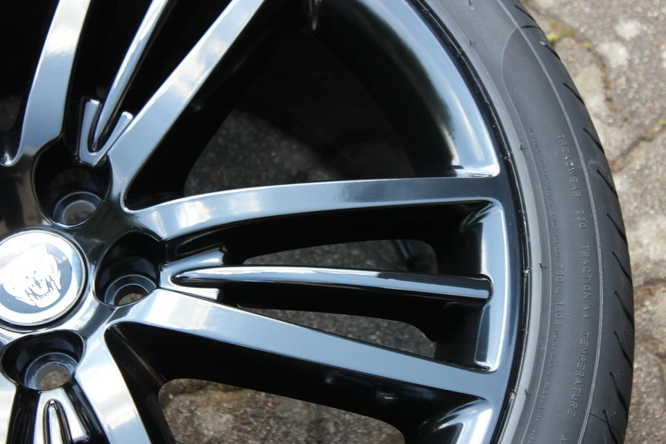 Original Jaguar XF Selena 20 Zoll Alufelgen Radsatz Sommerräder Pirelli 255/35  - Bild 4 von 4