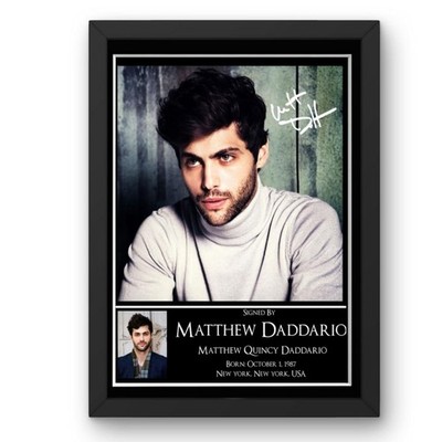 Matthew Daddario signiert gerahmt oder montiert Poster 10x12 Erinnerungsstücke Sammlerstück
