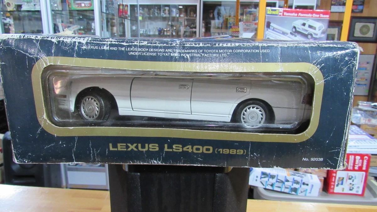 Road Tough Diecast Lexus Ls400 (1989) 1 18 for sale online | eBay