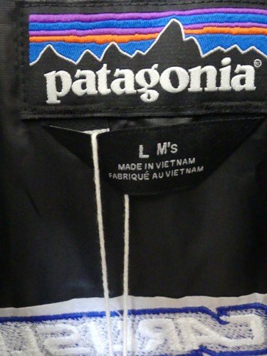 NWT Patagonia Nano Puff Vest Men’s L Black Quilted Insulated Primaloft (Logo) - Picture 3 of 9