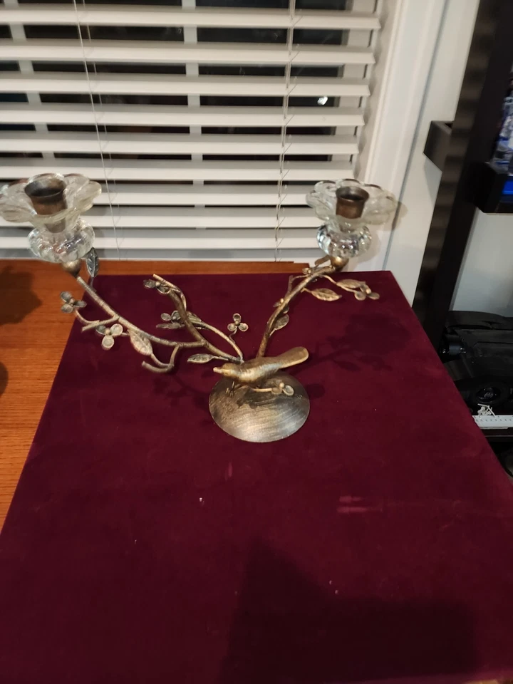 Candelabro de Metal: Diseño de Pájaro y Flor: Mercado Francés Bronce Aspecto 12"L x 10"H Foto 2 de 4