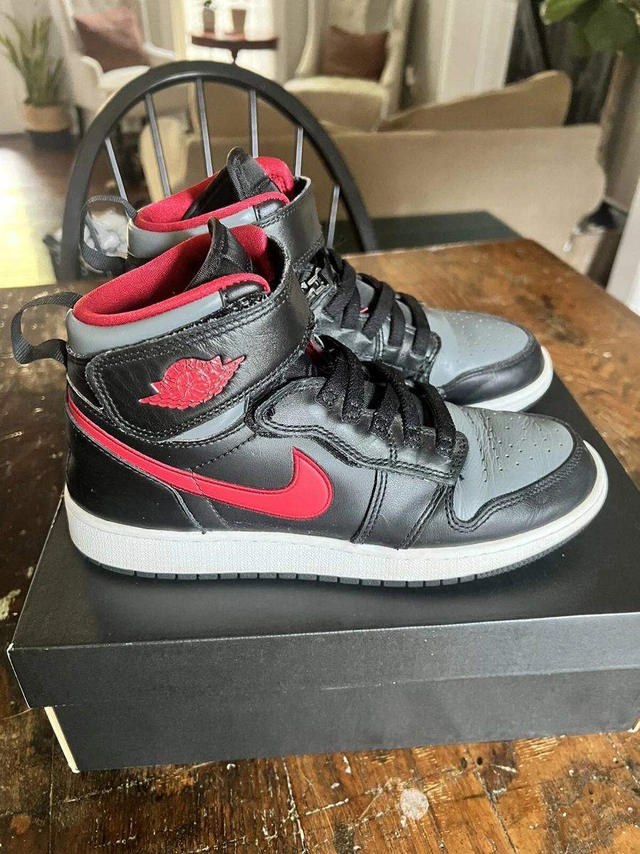 air jordan 1 hi flyease black red