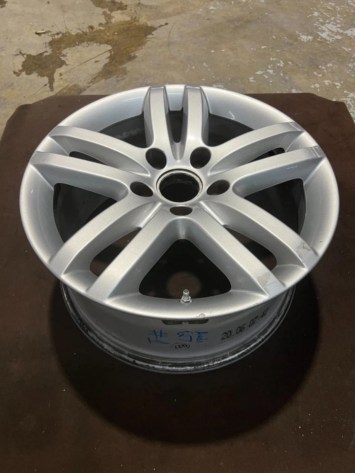 2007 - 2013 Audi Q7 заводской OEM обод колеса серебро 18 дюймов 4L0601025 8.5Jx18 #1 - Изображение 2 из 4