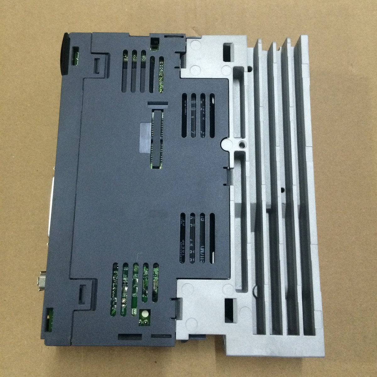 三菱 MR-J3-10A1 三菱 ACサーボアンプ MR-J3-10A1 (電源ON累積時間1h) | 保守部品.com