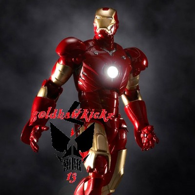 Iron Man Mark 3 Figurina LED Marvel 36 Cm – Edizione Luxe 1/5 – Collezionismo 2024