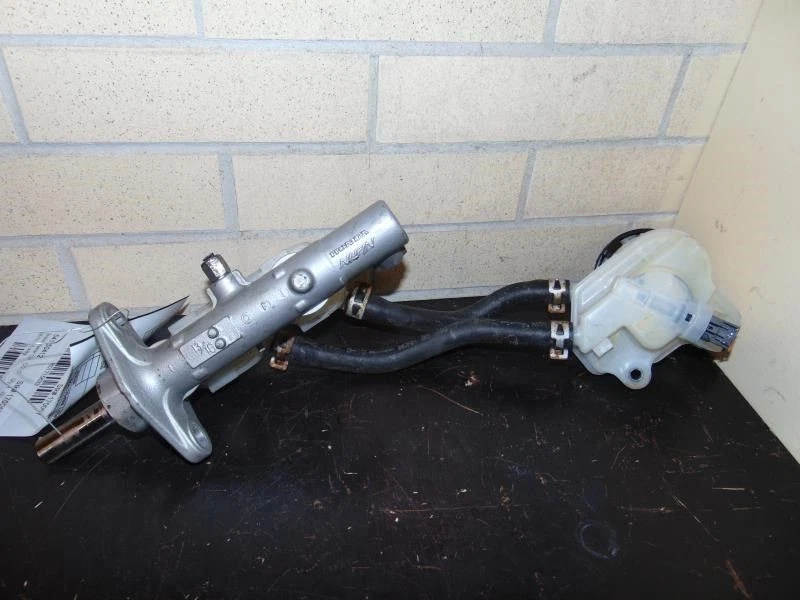 Brake Master Cylinder Fits 11-15 CR-Z 1715633 Foto 2 de 4