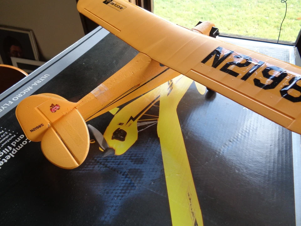 ParkZone J-3 Cub 3-Channel Ultra Micro Aviation Classic PKZ3900 For Parts Repair - Image 4 of 4