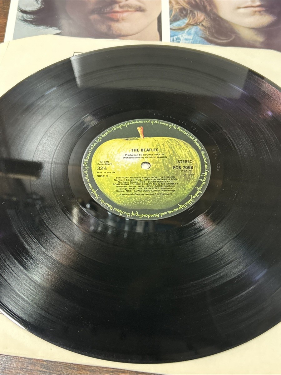 THE BEATLES “WHITE ALBUM” 2xLP UK APPLE STEREO/MONO PCS 7067/8