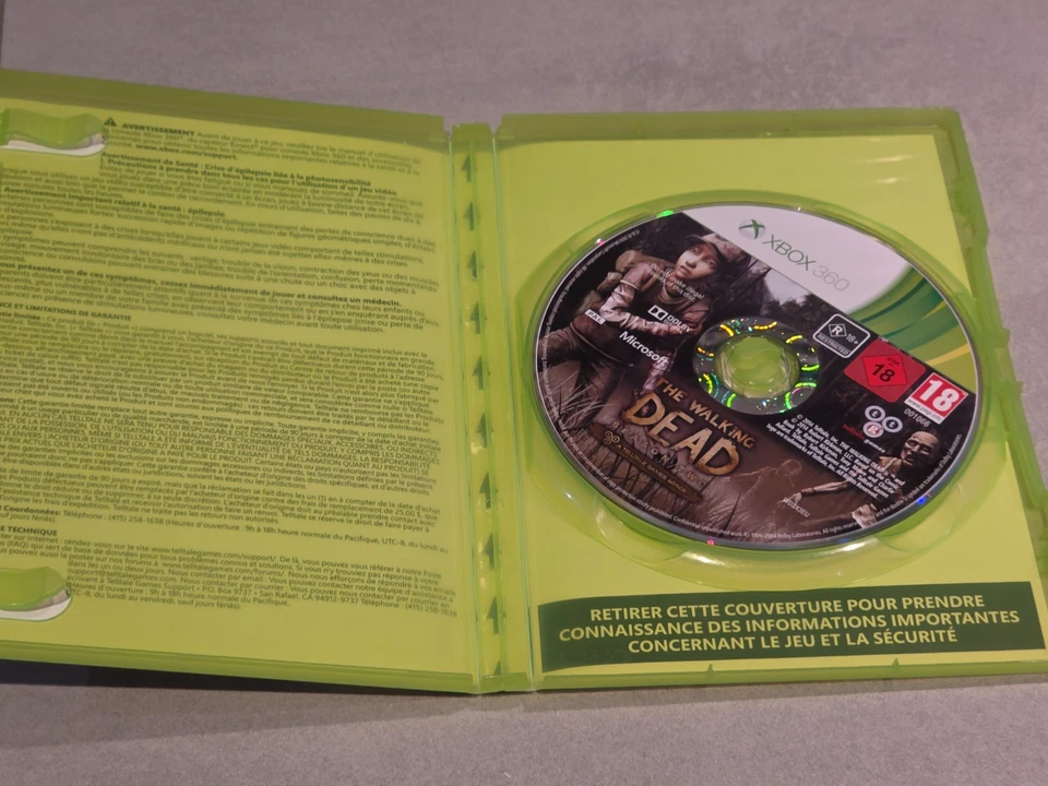 The Walking Dead Season Two Xbox 360, photo 3 sur 3