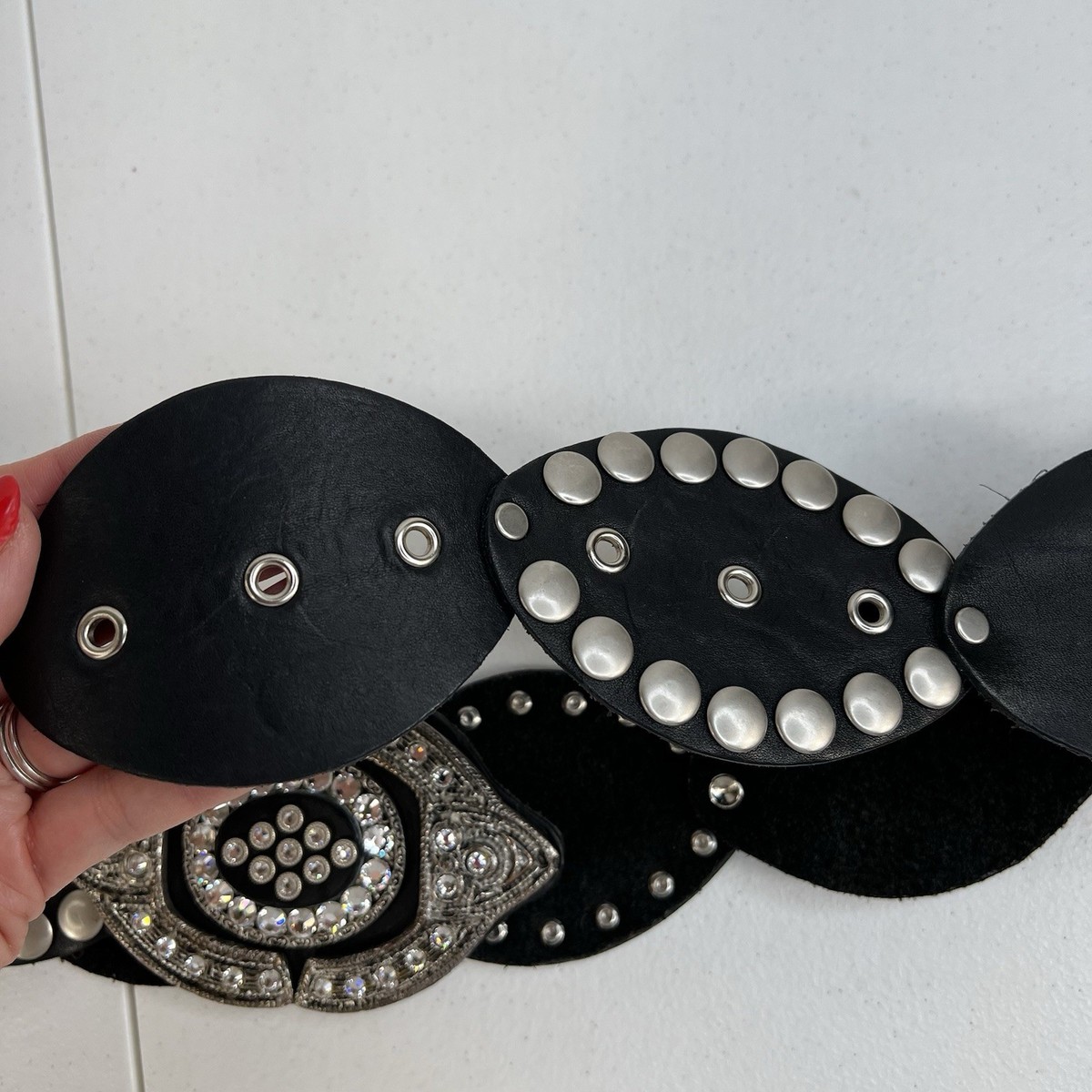 Leather Studded Belt Large 38 Bling Buckle Conch Style Black  display picture 1