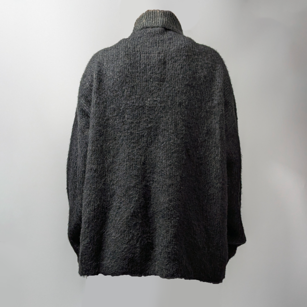 Uma Wang Fluffy Alpaca Cashmere Oversized Gray Knitted Turtleneck