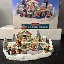 Cracker Barrel Christmas Delights Porchelain Skating Pond W Skaters  Item 361172