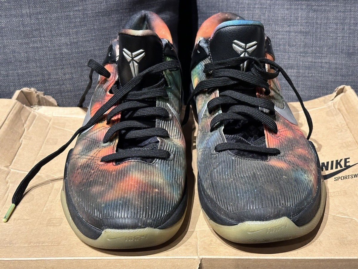 Size 10.5 - Nike Zoom Kobe 7 All Star - Galaxy for sale Size 10.5 - Nike Zoom Kobe 7 All Star - Galaxy for sale