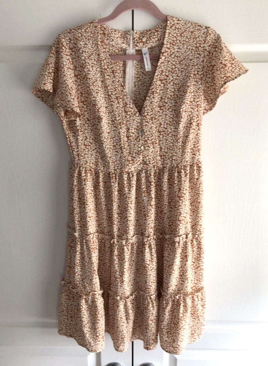 Beachsissi Women's Dress Size S Tiered, Short Flutter Sleeves Floral Print