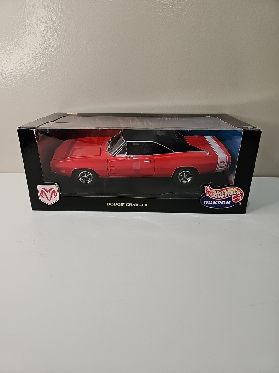 ミニカー HOT WHEELS 1969 DODGE CHARGER R/T 1/18 SCALE 1969 DODGE CHARGER R/T , BLACK OVER ORANGE, BY