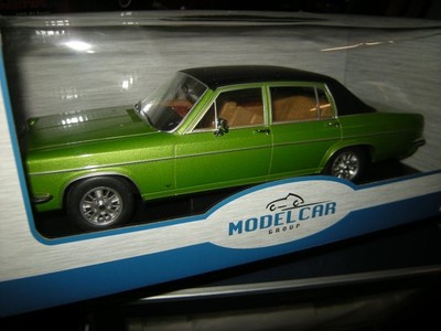 1:18 ModelCar Group Opel Diplomat B grün /schwarzes Vinyldach in OVP
