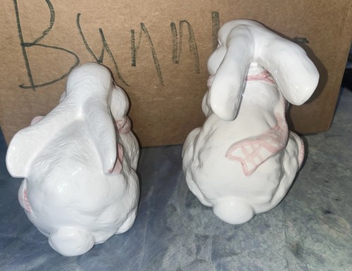 Vtg 2 White Bunny Rabbits w/ Pink Ceramic Bow Bunnies Figurine 1998 Easter 5.5” - Picture 3 of 6