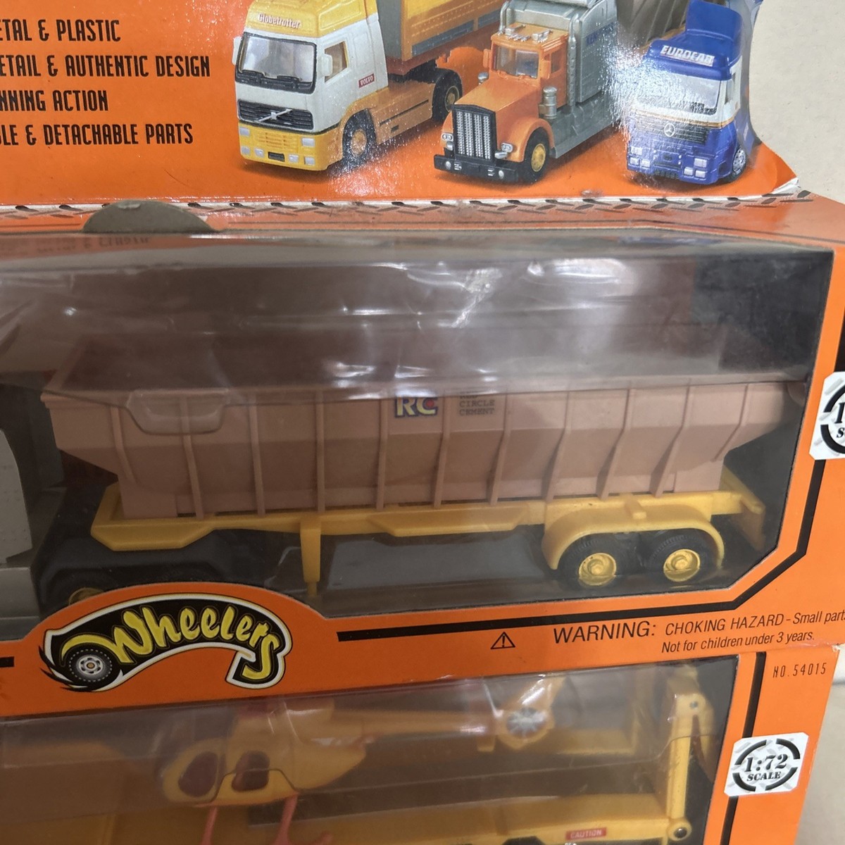 Kentoys Wheelers 1:72 Scale two of the set￼ hauler helicopter