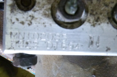Mitsubishi Outlander ZE ZF 12/02-10/06 ABS Pump MN102035 - Picture 4 of 4