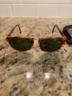 Vintage 1992 Ray Ban BL W1106 Bausch And Lomb Tortoise Shell RARE