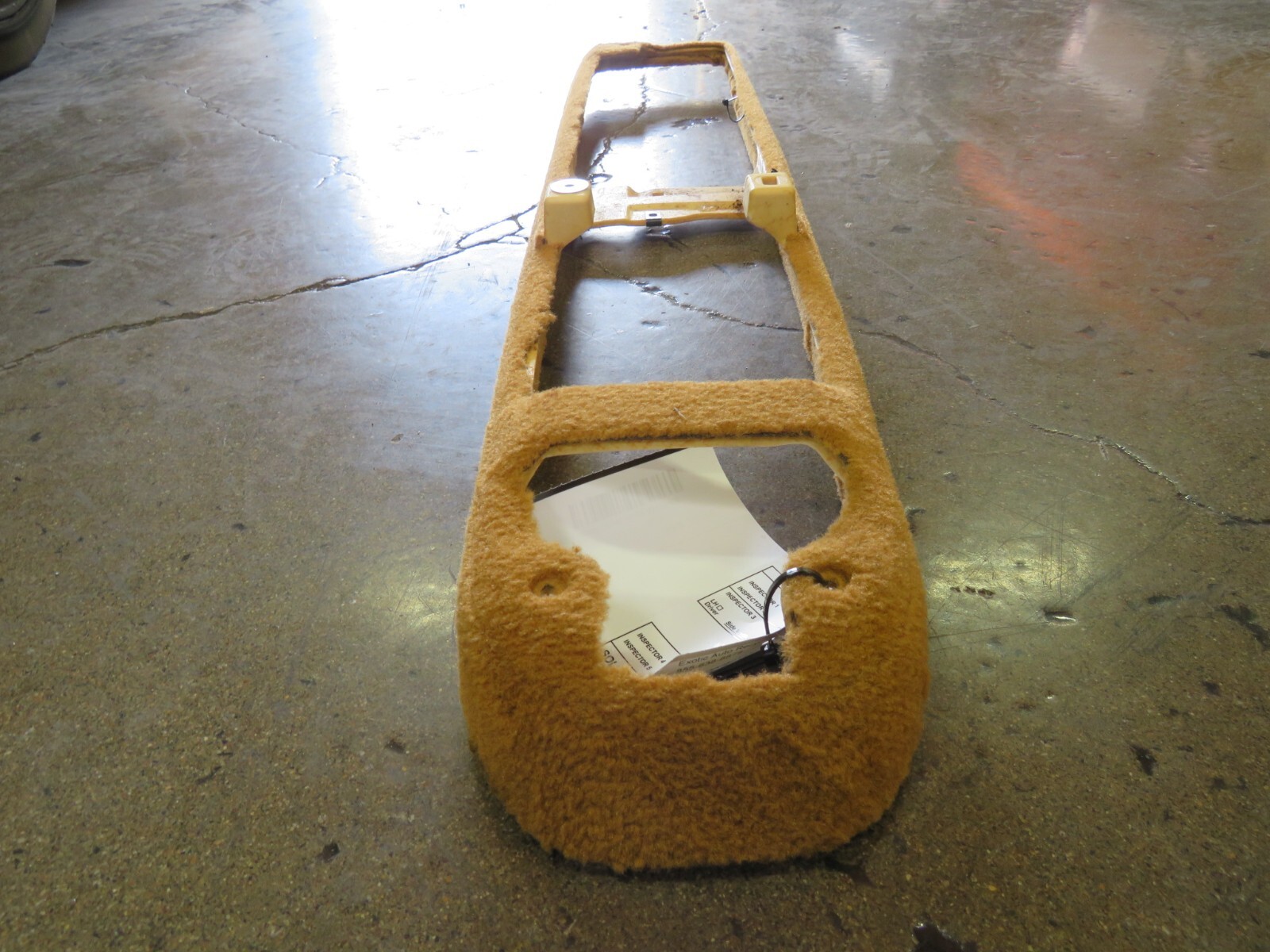 Ferrari 360, Spider, Middle Tunnel Carpet, Beige, Used, P/N 65158496