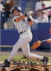1998 Pacific Paramount Gold #69 Derek Jeter - NM-MT