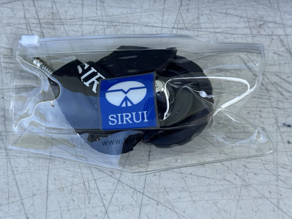 Sirui N-1205X Carbon Fiber Tripod/Monopod with Sirui K-10X Ball Head EXCELLENT - Image 3 of 4