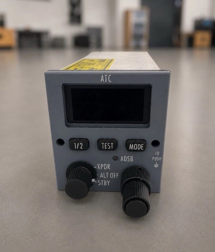 Gables G7614-505 ATC Transponder Control Unit Aircraft Avionics Used -As Removed