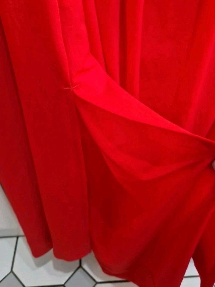 Ladies Red Next Halterneck Low Back Evening Dress Size 22 BNWT - Image 4 of 4