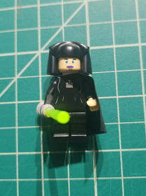 LEGO Star Wars Luminara Unduli Jedi Light Up Minifigure Lightsaber