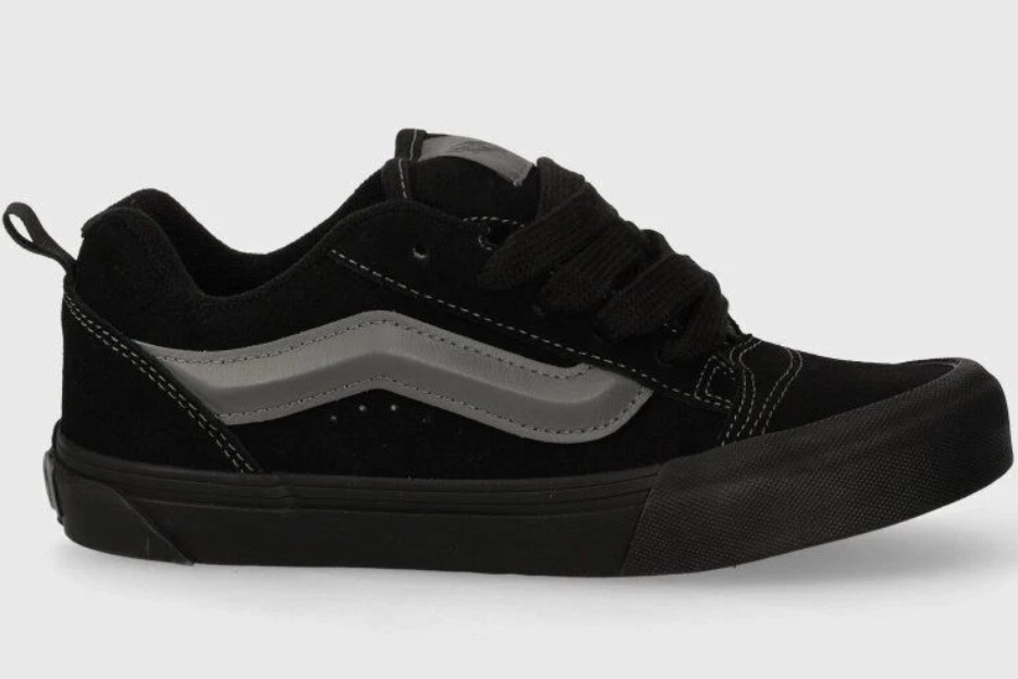VANS - Knuu Skoo - Youth 4.5 - Black / Grey Suede