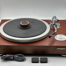 Micro DD-8 direct drive Turntable in Very Good Condition.