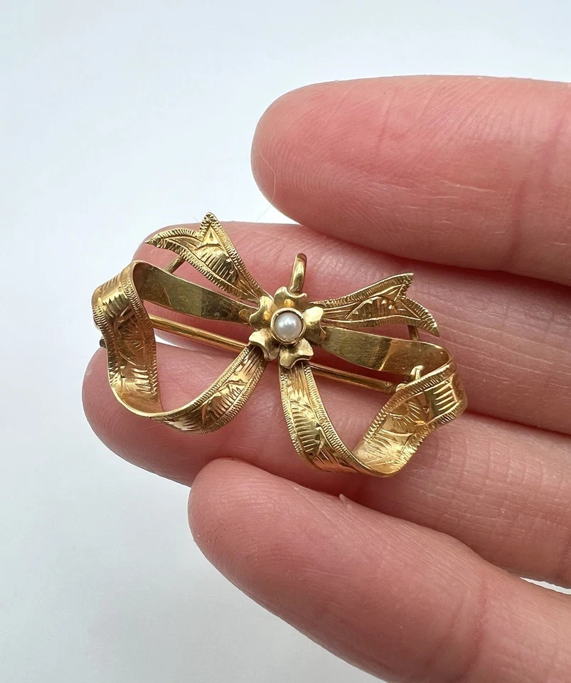 Antique Victorian 18k Gold Bow Brooch With Pearl And Hanging Hook For Watch